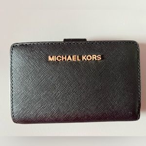Small black Michael Kors wallet